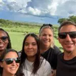 A equipa do Dunia Camp no Serengeti.