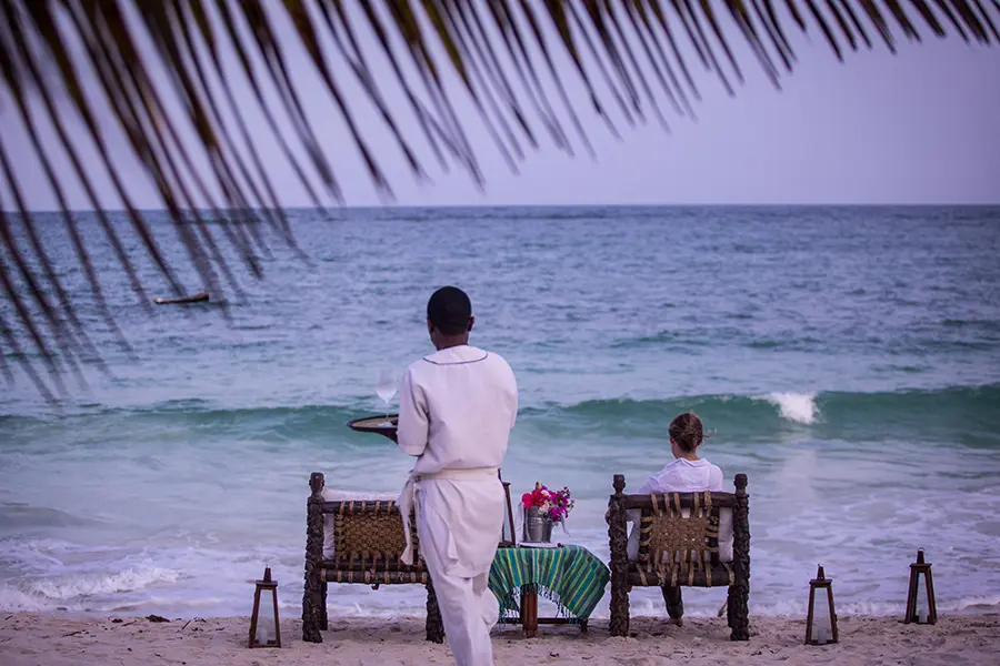 Luna de miel en la playa de Diani, Kenia | Go2Africa