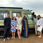 Pronto para mais um emocionante passeio de carro.