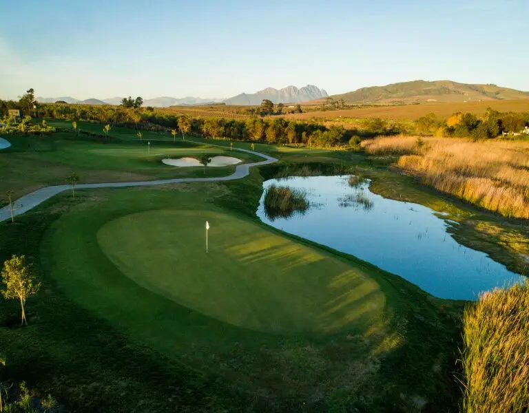 Stunning golf course.