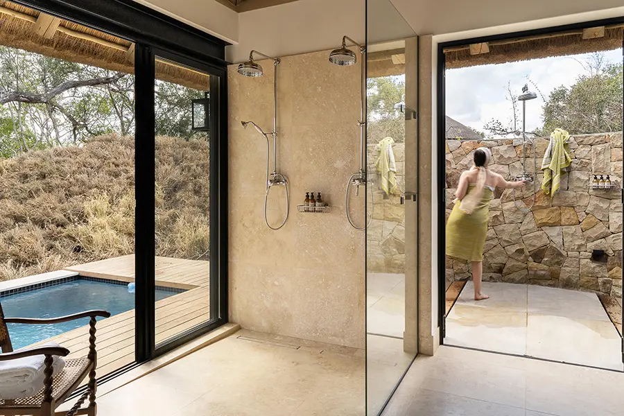 monwana-game-lodge-thornybush-more-collection-family-suite0