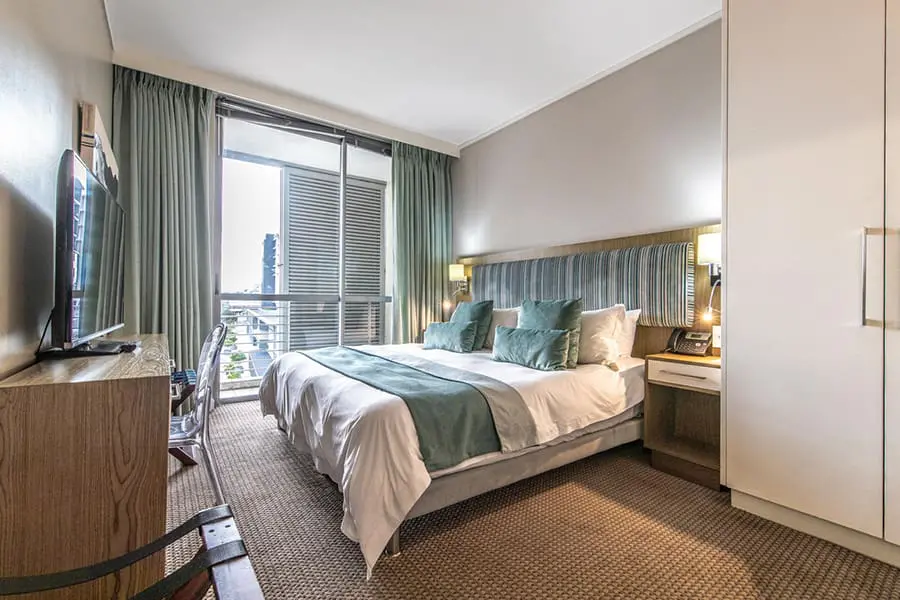 aha-harbour-bridge-hotel-suites-luxury-suite-interior_15