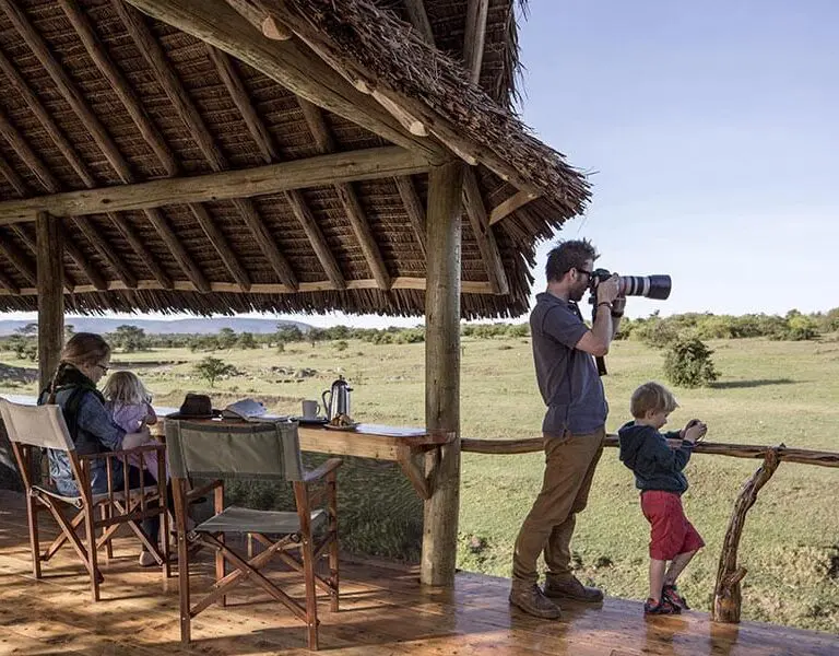 Watching the world and wildlife pass by | Encounter Mara