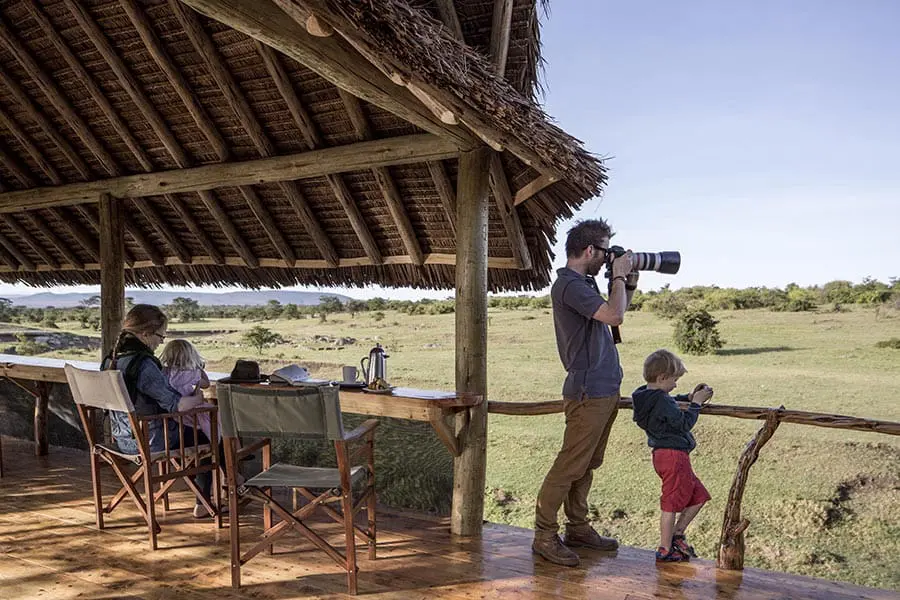 Watching the world and wildlife pass by | Encounter Mara
