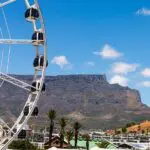 A un tiro de piedra del V&A Waterfront: viva el distrito del entretenimiento junto al mar.