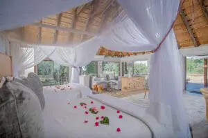The Presidential Suite is perfect for honeymooners.