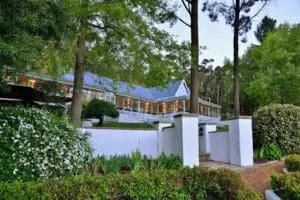 En el restaurante de Le Petite Ferme le espera una experiencia gastronómica exquisita. 