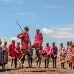 Entre en contacto con la tribu maasai local y conozca su fascinante cultura. 
