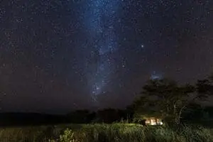 The night lights up brilliantly with no air-pollution. 