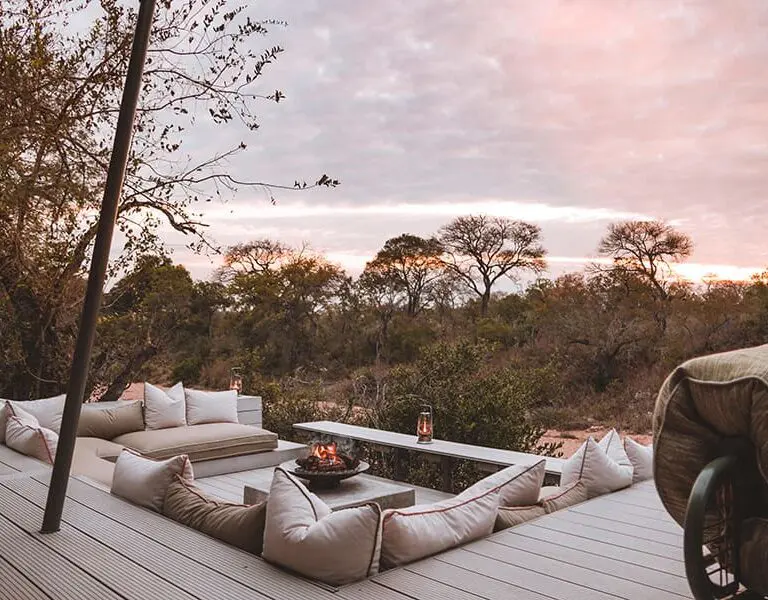 Contemple las increíbles puestas de sol africanas desde su suite de lujo | Saseka Tented Camp