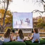 Noche de cine en la sabana | Saseka Camp  