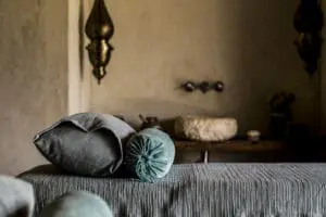 A private spa room invites romantic couples massages.
