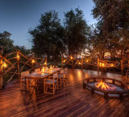 camp-moremi-dinner-area