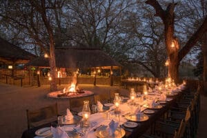 Concedetevi una romantica cena boma all'aperto. 