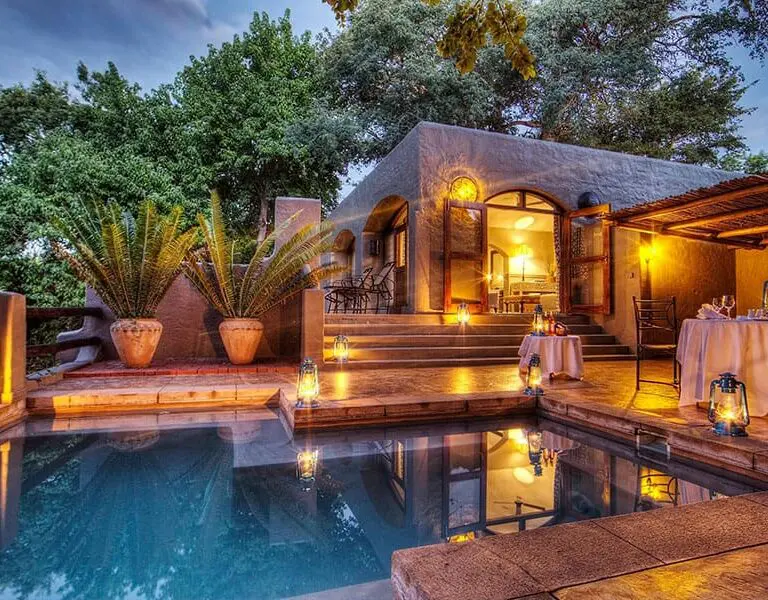 chobe-family-honeymoon-suite-exterior