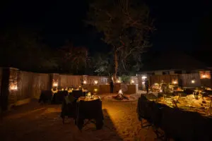 Cena en el boma.
