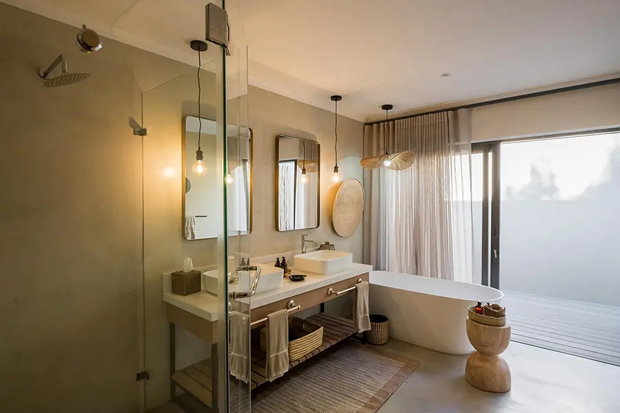inyati-game-lodge-sabi-sands-chalet-bathroom
