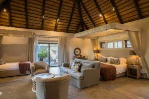 Interior del chalet de lujo.