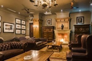 Sip on premium liquors in the Craven Lounge. 