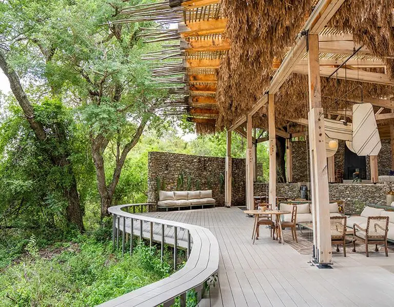 La cubierta principal de Saseka. 