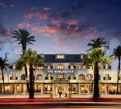 Vista exterior del hotel | The Winchester Hotel