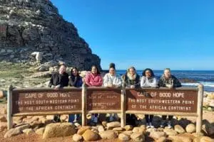Beandri e outros Go2Africanos visitando Cape Point na África do Sul. 