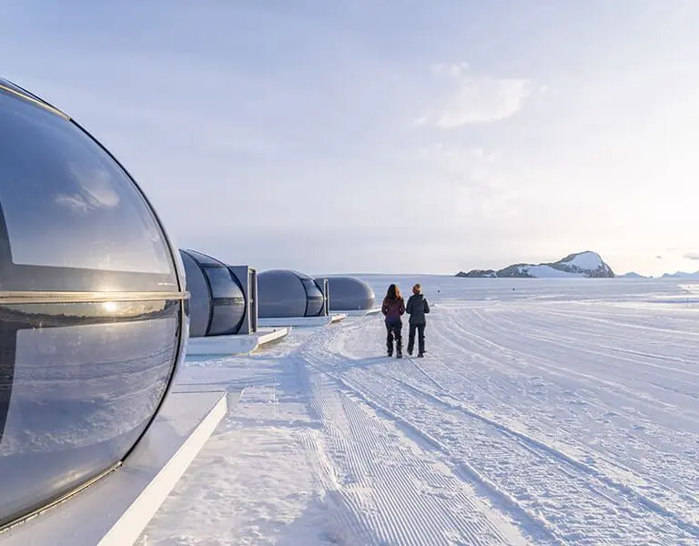 The Sky Pods at Echo are designed to keep the interiors warm and cosy while maximising views out over the ice sheets.