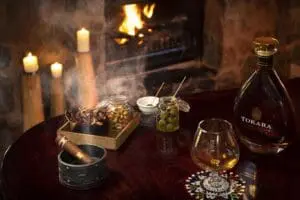 Savour a fragrant cigar and single-balt whiskey at the bar. 