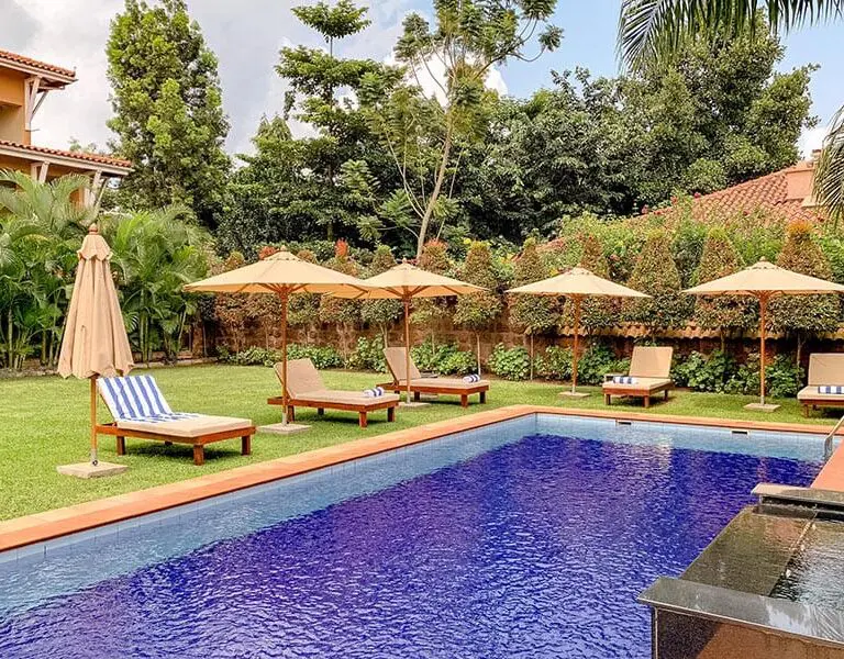 swimming-pool-16