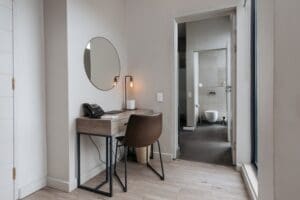 These luxury rooms are replete with en-suite bathroom and writing deck.