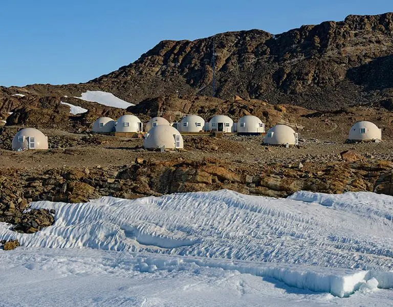 white-desert-whichaway-antarctica-3