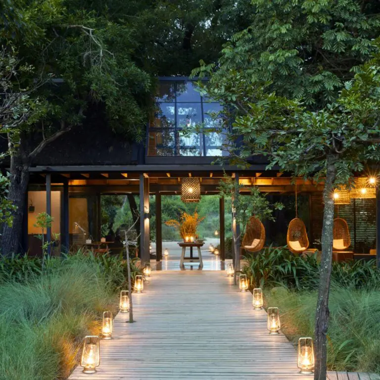 Make a stop at Lion Sands River Lodge in the Kruger | Lion Sands River Lodge