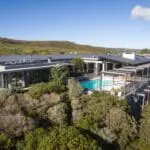 Una villa de uso exclusivo en la Reserva Natural Privada de Grootbos, que ofrece un lujoso confort y la máxima privacidad.