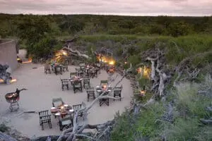 sabi-sabi-earth-lodge_boma
