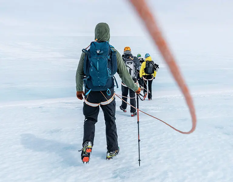 antarctica-white-desert-rope-walks-hikes-am113