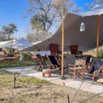 Zona principal del campamento de época Feline Fields.