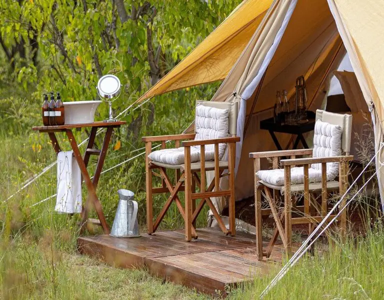 feline-fields-vintage-camp-deck-2