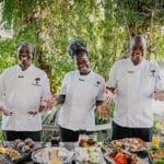 Todas as refeições são preparadas com mestria e servidas com um sorriso.