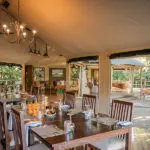 El comedor interior.