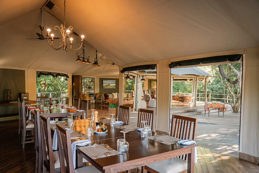 La salle à manger intérieure.