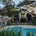 Macushla House offers an easystart or end to an authentic Kenyan safari.