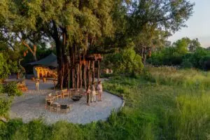 La hoguera es el lugar ideal para disfrutar de un relajado atardecer. 