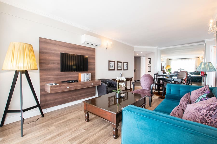 romney-park-luxury-apartments-cape-town-2-bedroom-aparment-lounge