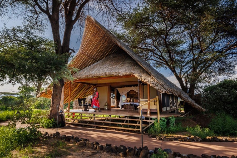 soroi-larsens-camp-deluxe-tent-exterior