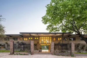 The entrance to Waterfalls Lodge, Victoria Falls Town. 