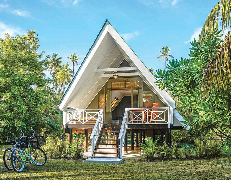 blue-safari-seychelles-alphonse-island-lodge-beach-bungalow-exterior