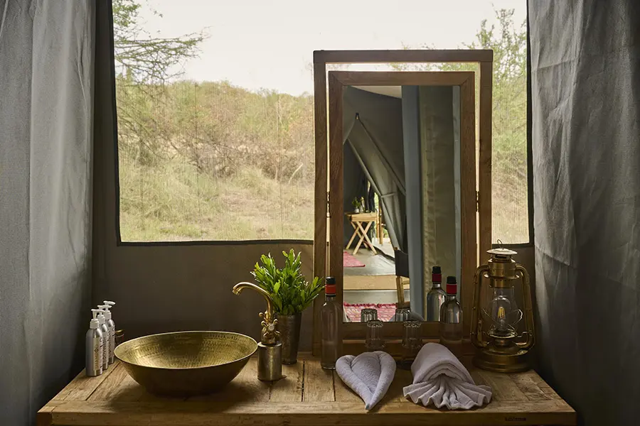 basecamp-wilderness-fam-tent-vanity