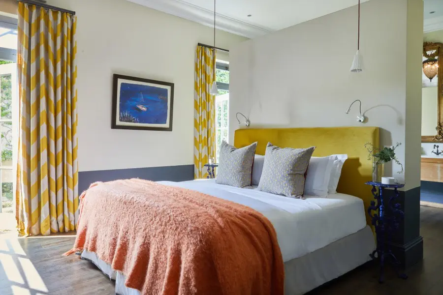 le-cle-village-la-galerie-bedroom