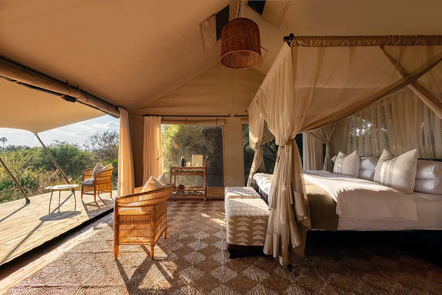 namibia_nkasa-linyanti_guest-tent-interior-1