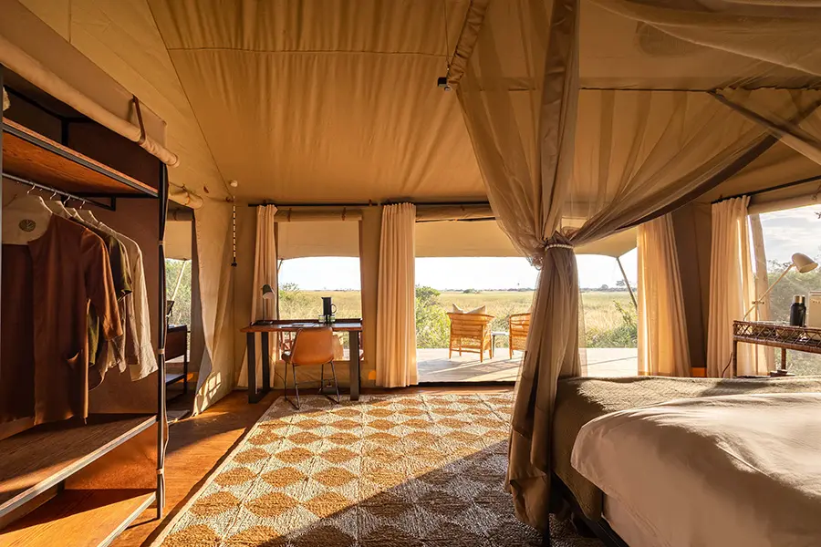 namibia_nkasa-linyanti_guest-tent-interior-3
